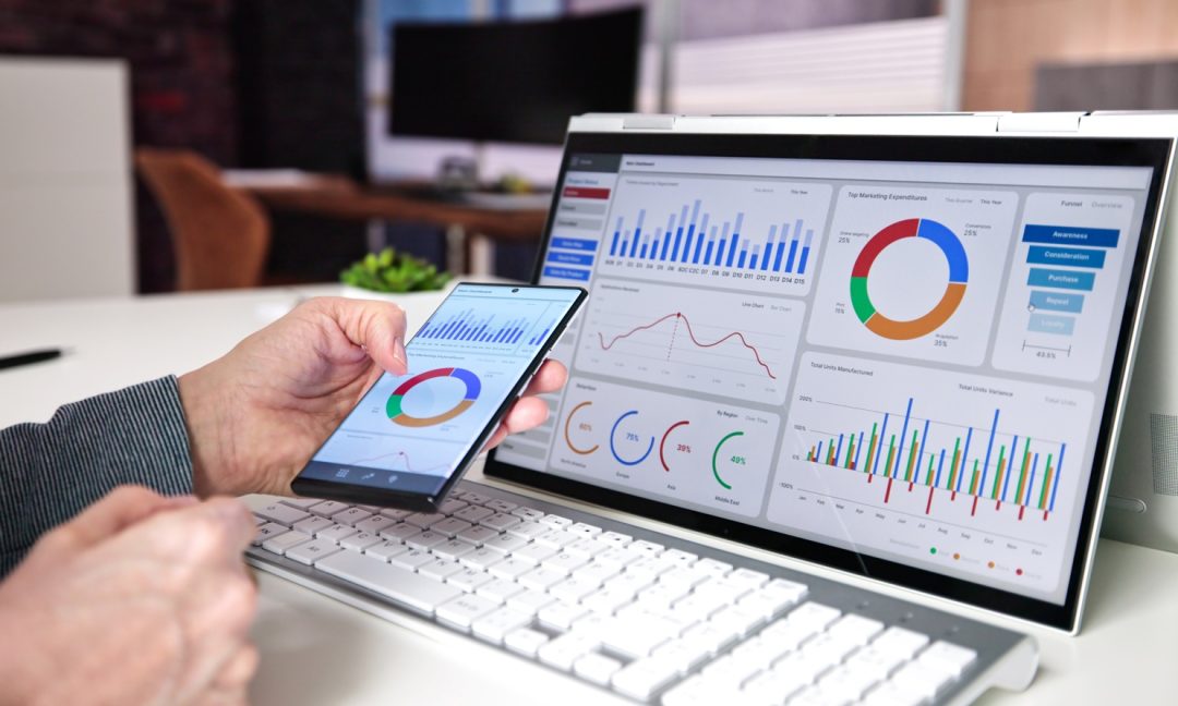 Más Allá del Dashboard: Cómo Usar la Ciencia de Datos para Predecir el Futuro de tu Negocio